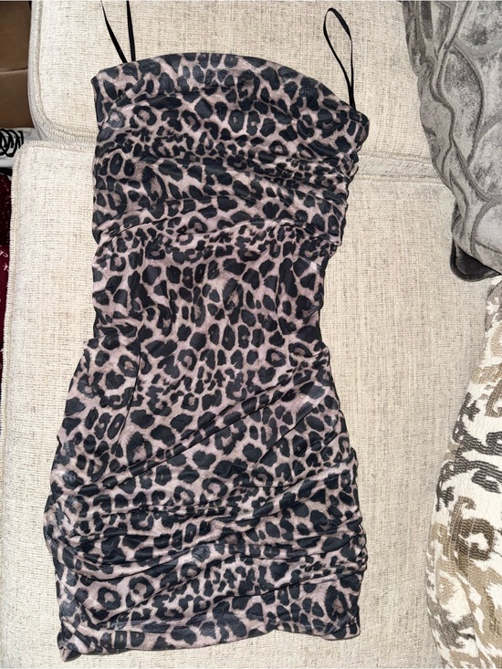 SHEIN Dresses & Skirts - SHEIN Brown Leopard Print Ruched Bodycon Dress